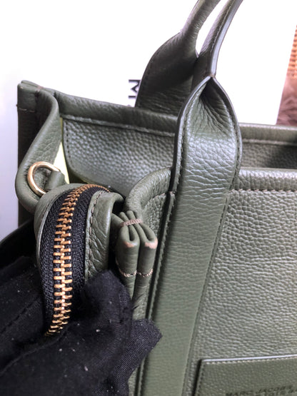 Preloved Marc Jacobs the medium leather tote bag in Green