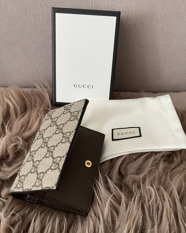 Preloved Authentic GG Supreme Gucci bifold wallet