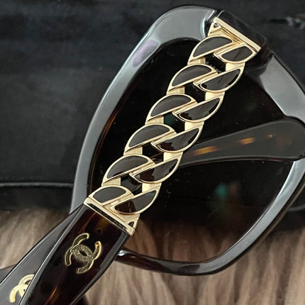 Preloved Authentic Chanel Square Chain Sunglasses