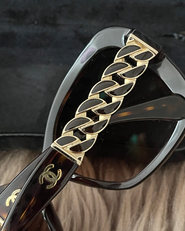 Preloved Authentic Chanel Square Chain Sunglasses