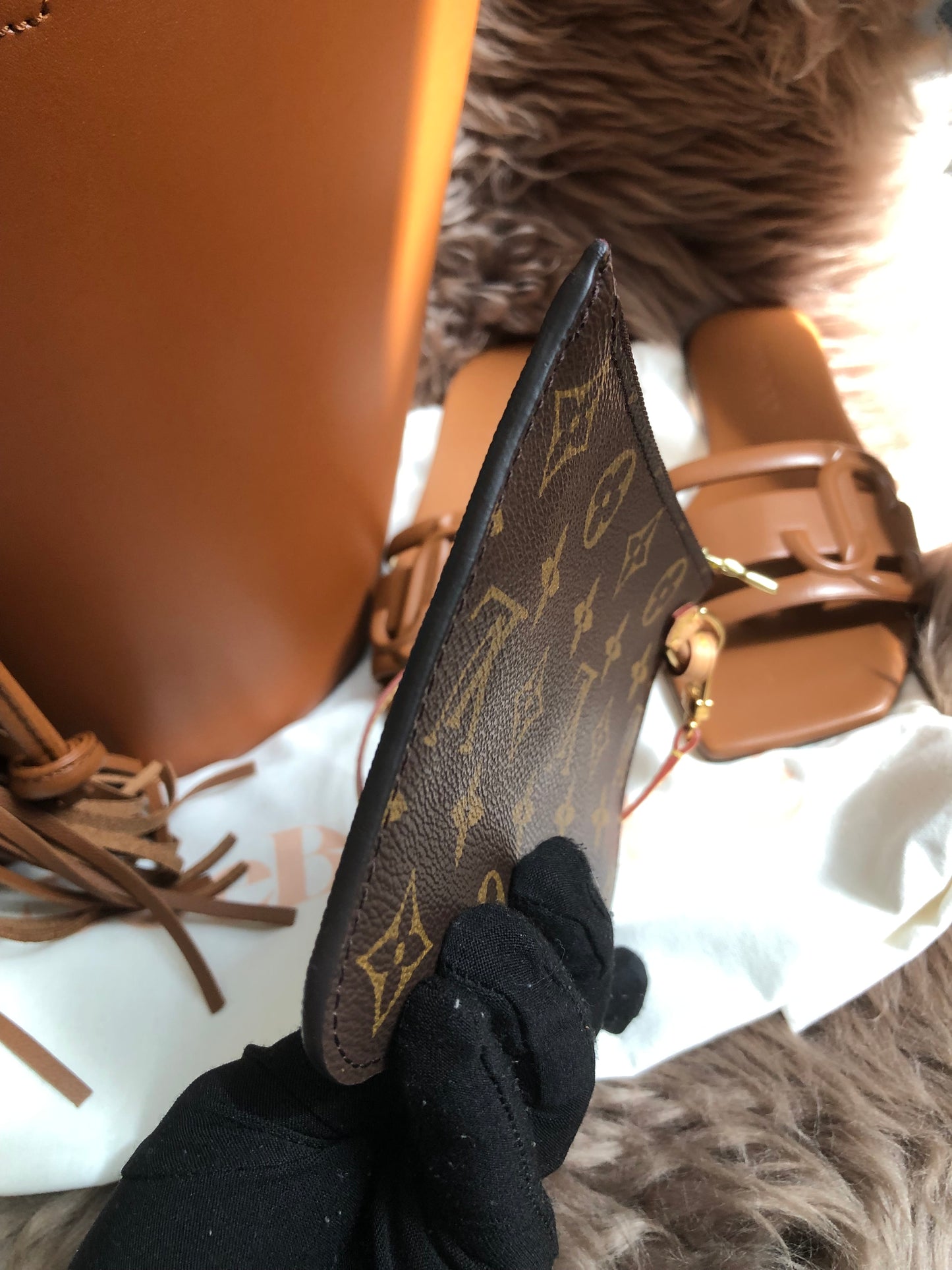 Preloved Louis Vuitton Monogram Neverfull Pouch