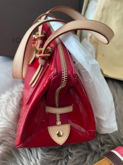 Louis Vuitton Monogram Vernis Rosewood Avenue shoulder bag
