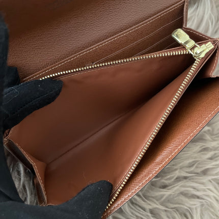 Authentic Preloved Louis Vuitton Sarah Wallet