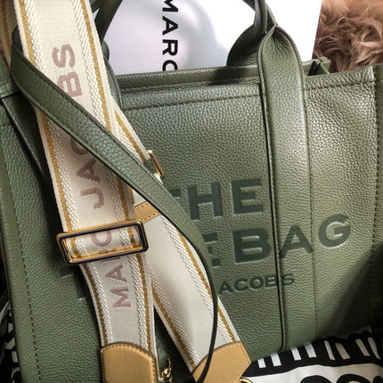 Preloved Marc Jacobs the medium leather tote bag in Green