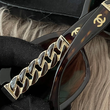Preloved Authentic Chanel Square Chain Sunglasses