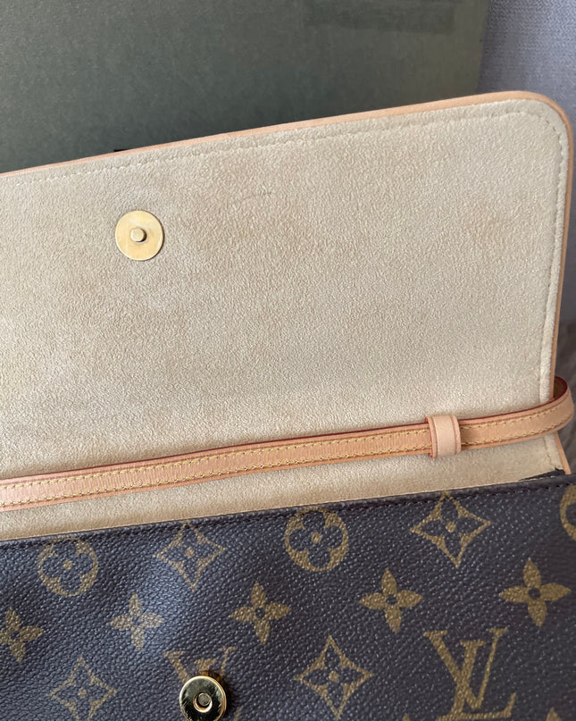 Preloved Authentic Louis Vuitton Monogram Pochette Twin PM cross body bag