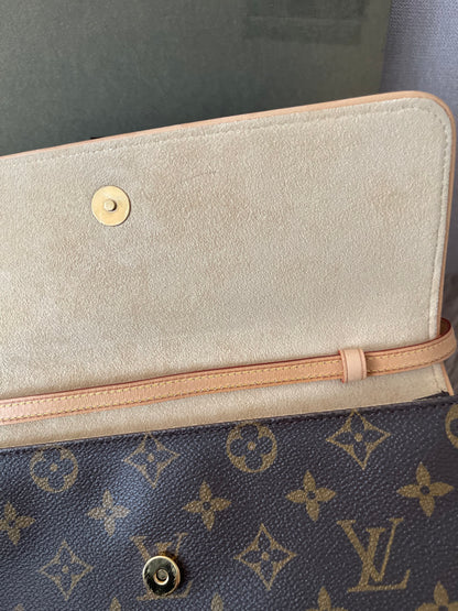 Preloved Authentic Louis Vuitton Monogram Pochette Twin PM cross body bag