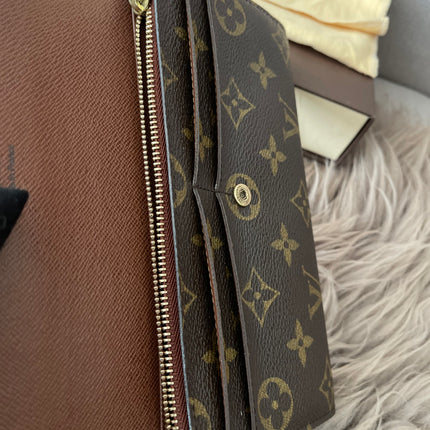 Authentic Preloved Louis Vuitton Sarah Wallet