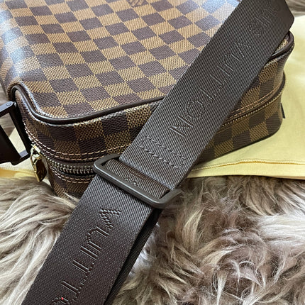 BIG DROP!! Preloved Louis Vuitton 2004 Olav PM shoulder bag