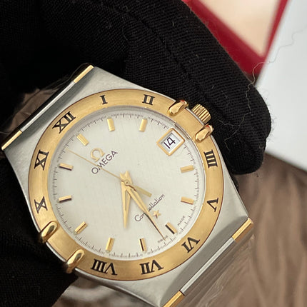 Preloved Authentic Omega Constellation 34mm/17cm, steel ‑ yellow gold on steel ‑ gold full bar