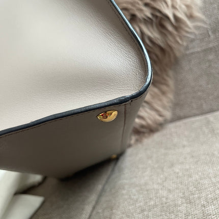 Preloved Authentic Prada Saffiano Lux Tote