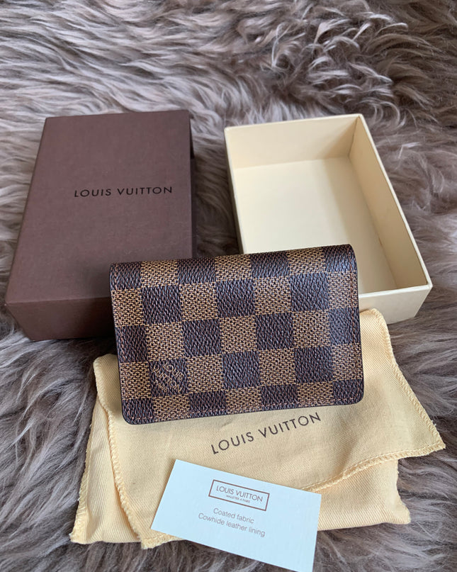 LOUIS VUITTON
Damier Ebene Canvas Pocket Organizer