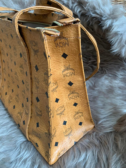 MCM Cognac Visetos Coated Canvas Medium Heritage Top Zip Shopper Tote