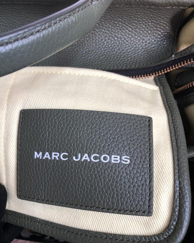 Preloved Marc Jacobs the medium leather tote bag in Green