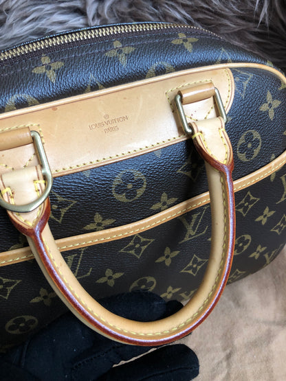 Preloved LOUIS VUITTON Monogram Trouville