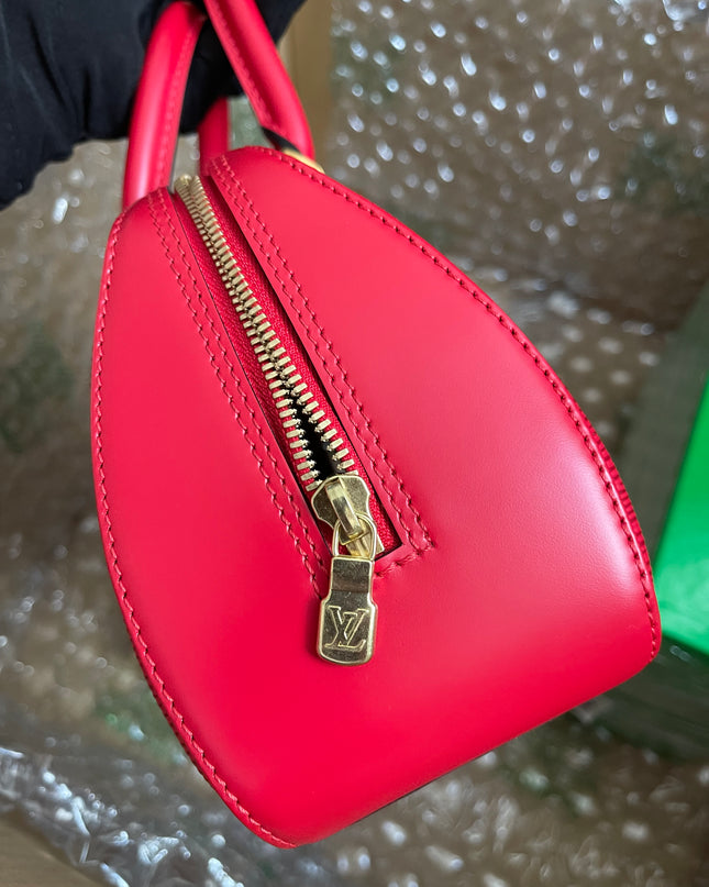 Preloved Louis Vuitton Red Epi Jasmin Handbag w/provided strap