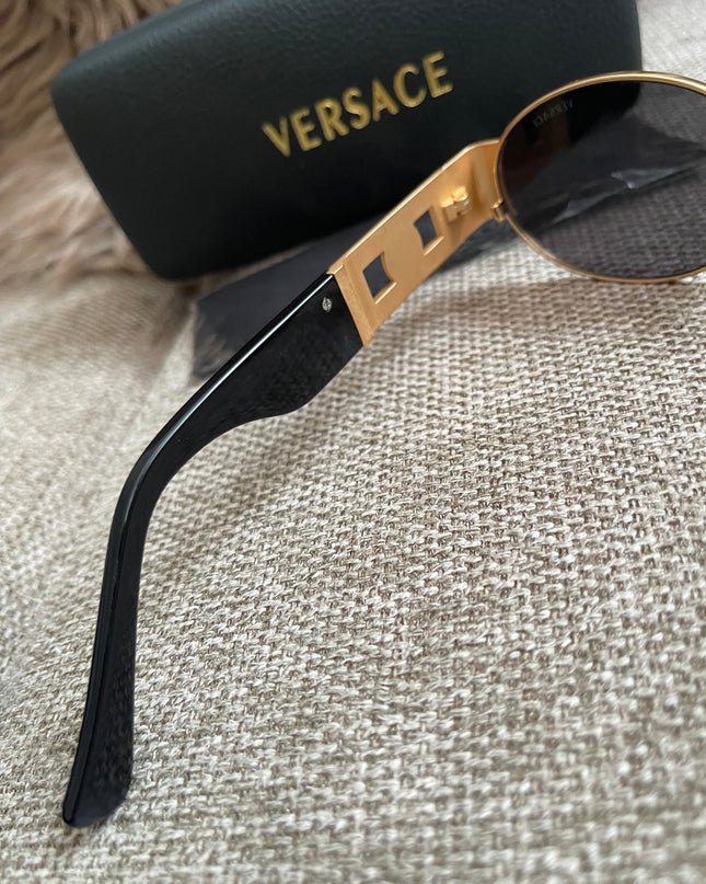 Preloved Authentic Versace Biggie Oval Sunglasses – Black & Gold Medusa, VE2176