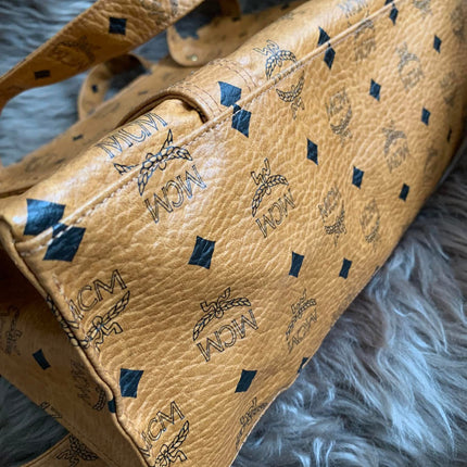 MCM Cognac Visetos Coated Canvas Medium Heritage Top Zip Shopper Tote