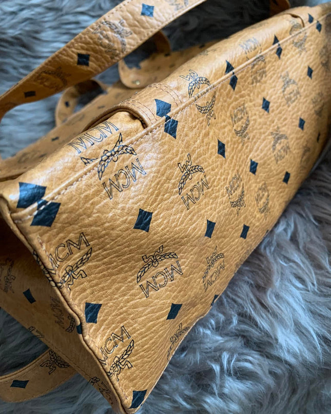 MCM Cognac Visetos Coated Canvas Medium Heritage Top Zip Shopper Tote
