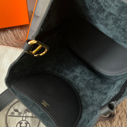 Preloved Authentic Hermès In-the-Loop 23 bag