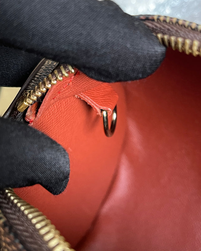 Prelove Louis Vuitton Pre-Owned
1990-2000s Papillon 30 w/provided strap