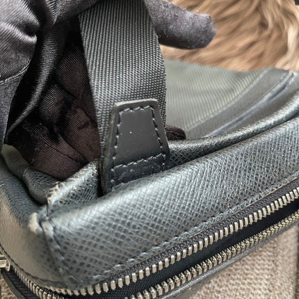 Preloved Authentic Louis Vuitton Taiga Leather Crossbody Bag – Épicéa Green, Silver Hardware
