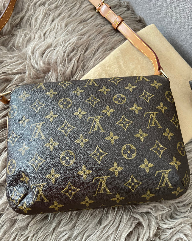 Preloved Authentic  Louis Vuitton Musette Tango Bundle