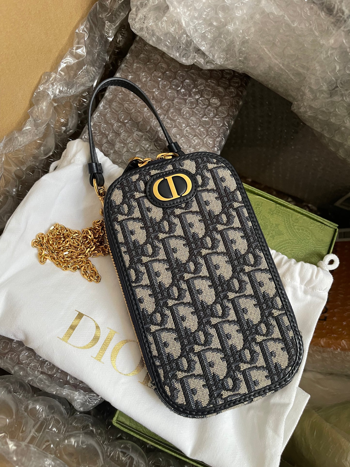 Preloved Christian Dior 30 Montaigne Call'in Dior Phone Holder