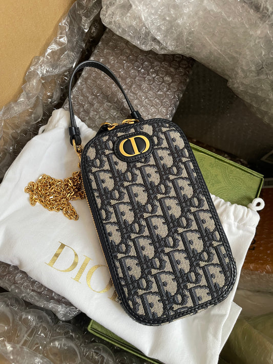 Preloved Christian Dior 30 Montaigne Call'in Dior Phone Holder