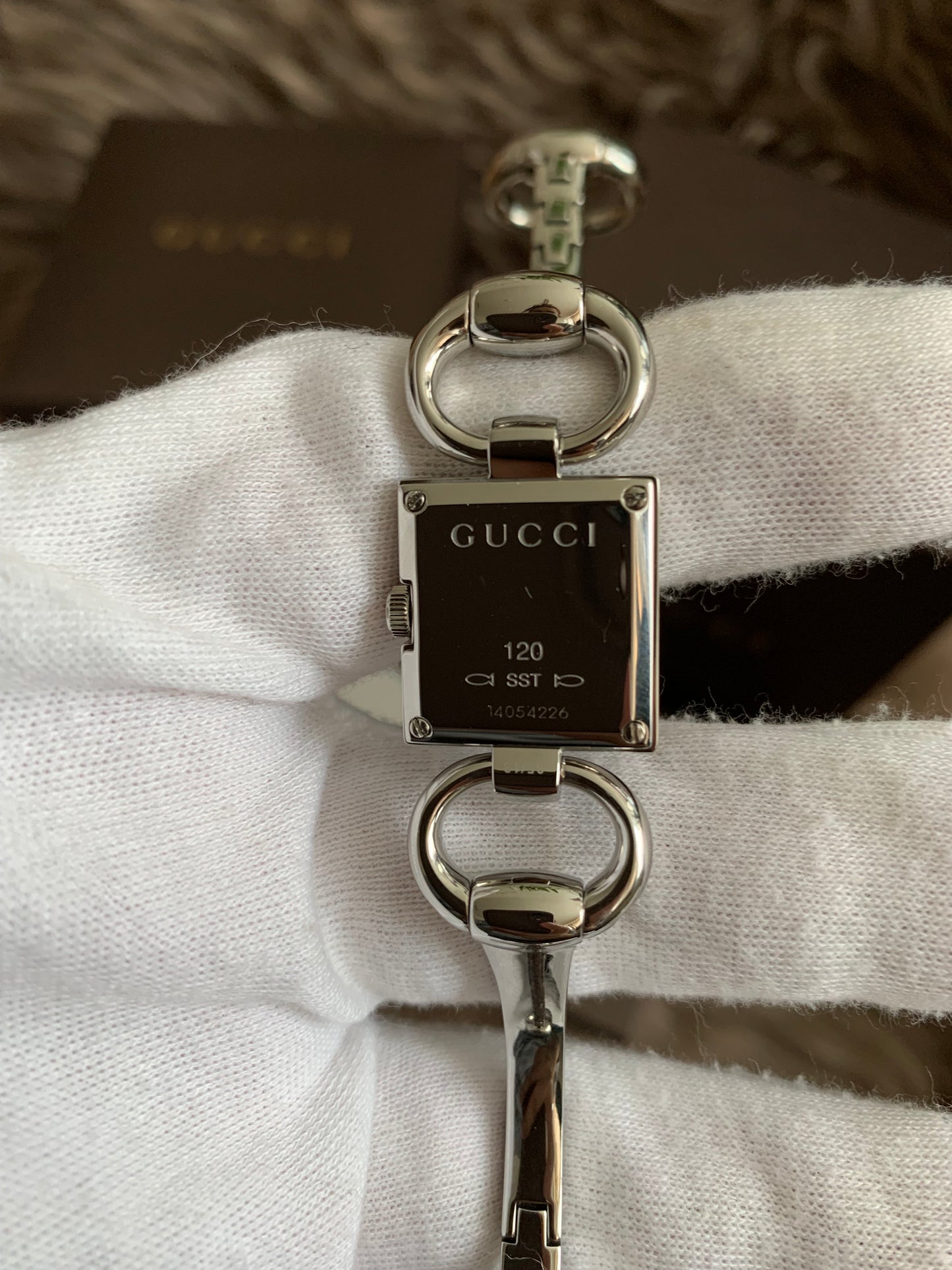 Gucci Tornavoni Women's Watch, 0.7 inch (18 mm), Quartz, White Pearl YA120517