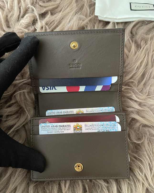 Preloved Authentic GG Supreme Gucci bifold wallet