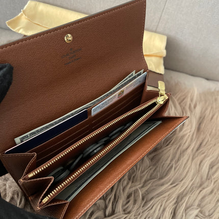Authentic Preloved Louis Vuitton Sarah Wallet