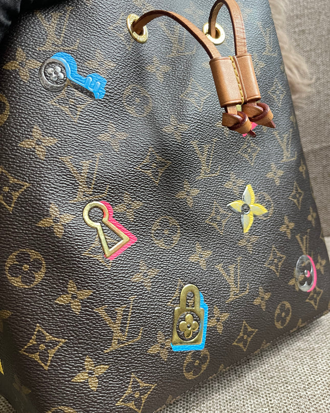 Preloved Authentic Louis Vuitton NéoNoé BB — Monogram Love Lock (Limited Edition)