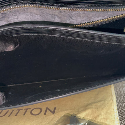 Preloved Authentic Louis Vuitton Epi Leather Sellier Dragonne Clutch – Black (Noir)