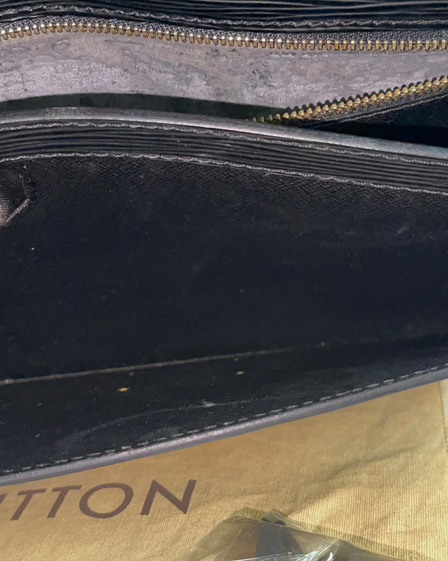 Preloved Authentic Louis Vuitton Epi Leather Sellier Dragonne Clutch – Black (Noir)