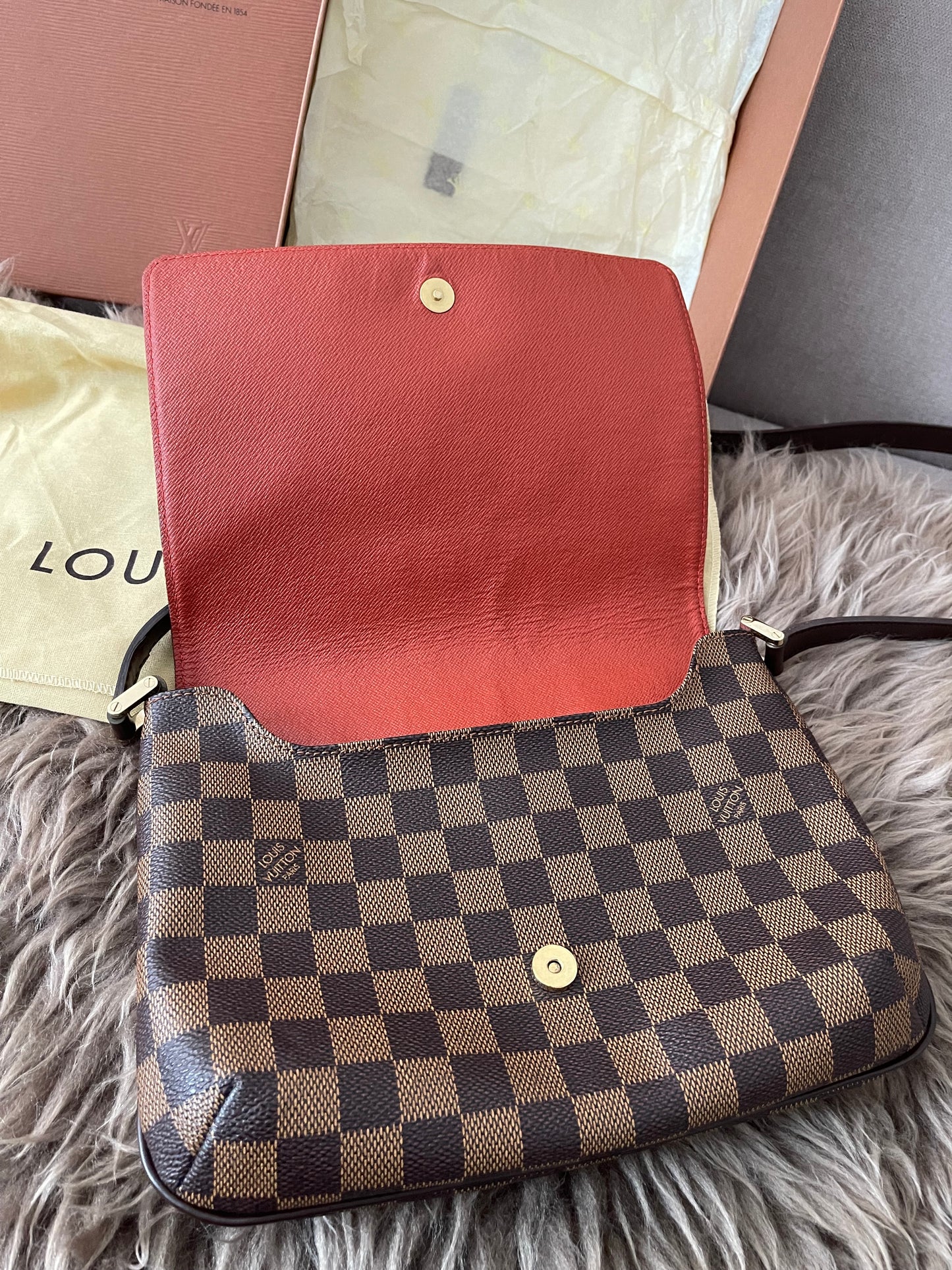Preloved Authentic Louis Vuitton Damier Ebene Tango