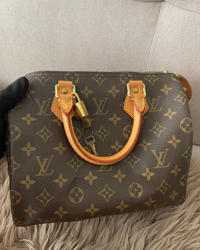 Preloved Authentic Louis Vuitton Speedy 25
