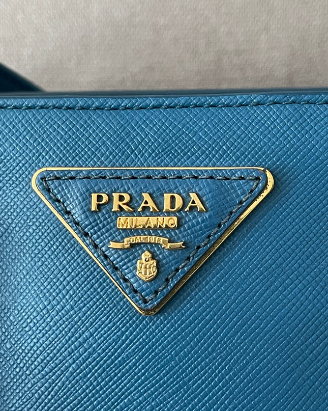 Preloved Authentic Prada Light Blue Galleria Tote Bag