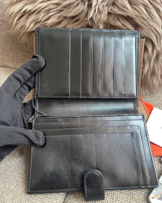 Preloved Authentic Loewe Bifold Wallet Black Grained Leather
