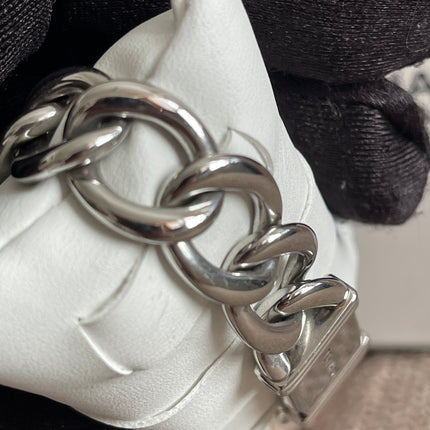 Preloved Authentic Chanel Première Gourmette Chain Watch