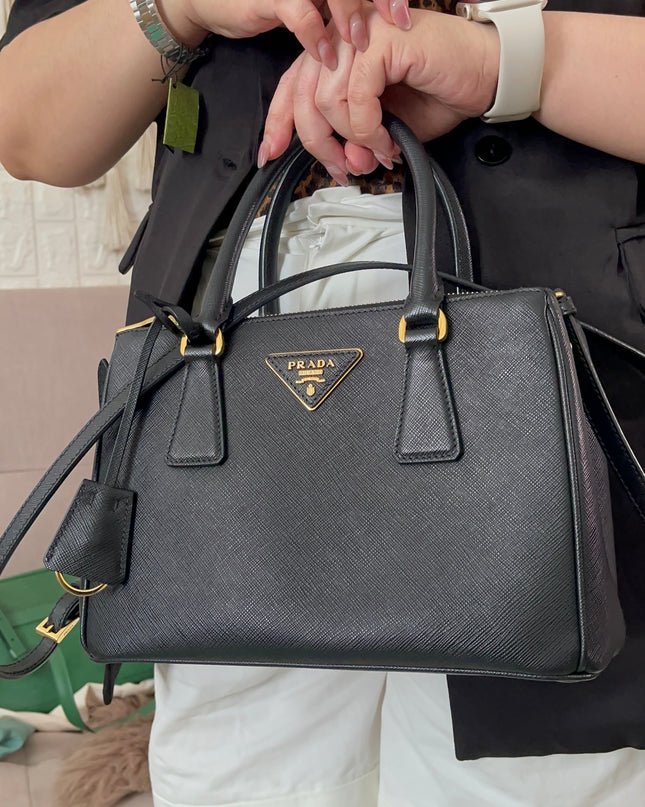 Preloved Authentic Small Prada Galleria Saffiano leather bag