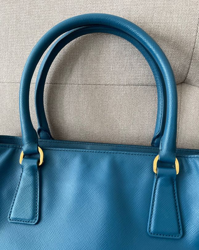 Preloved Authentic Prada Light Blue Galleria Tote Bag