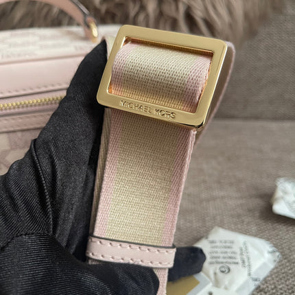 Preloved Authentic Michael Kors Jet Set MD Zip Tote Crossbody in Blush Pink MK Signature