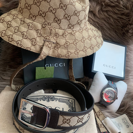 Gucci
Sync Grey Dial and Grey Rubber Strap Unisex Watch 137.1