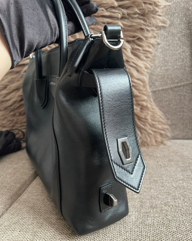 Preloved Authentic Givenchy Antigona Soft Small Bag Black Leather