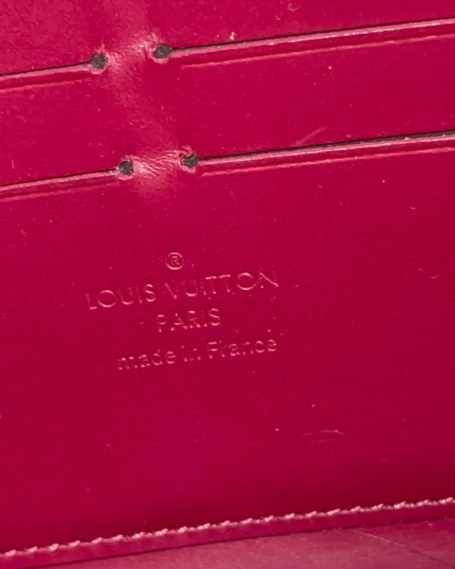 Preloved Authentic Louis Vuitton Vernis Zippy Wallet