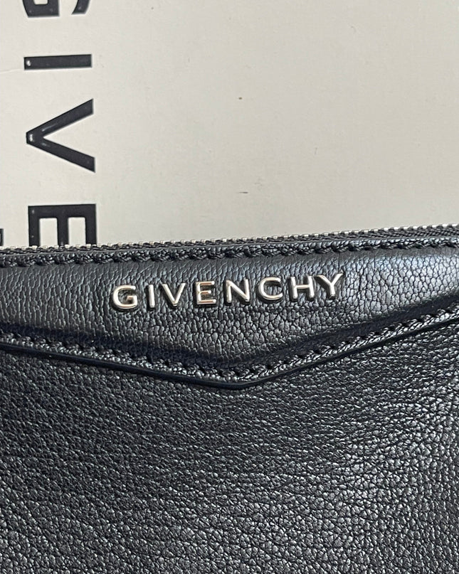 Preloved Authentic Givenchy Antigona Pochette Black Goat Leather