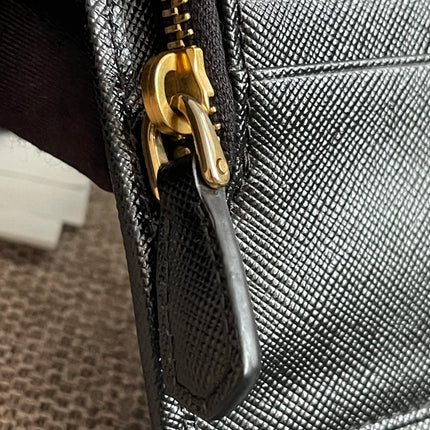 Preloved Authentic Prada Organizer Wallet — Saffiano Leather