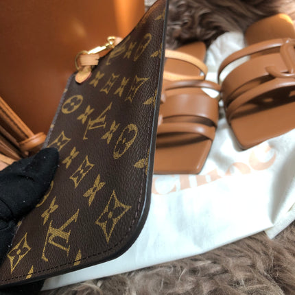 Preloved Louis Vuitton Monogram Neverfull Pouch