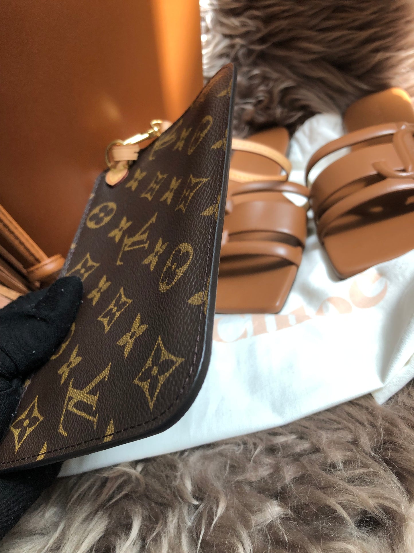 Preloved Louis Vuitton Monogram Neverfull Pouch